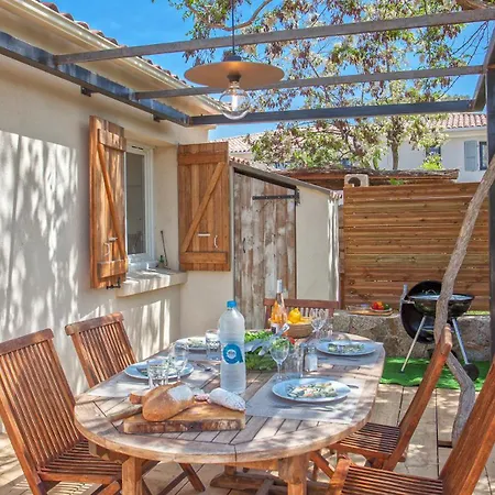 Residence Acquavital Calvi (Corsica)