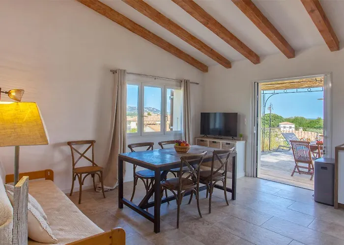 Acquavital * Calvi (Corsica)